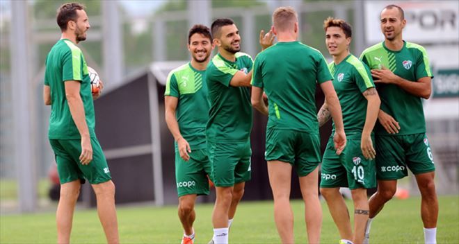 Bursaspor, Fenerbahçe maçının hazırlıklarına başladı