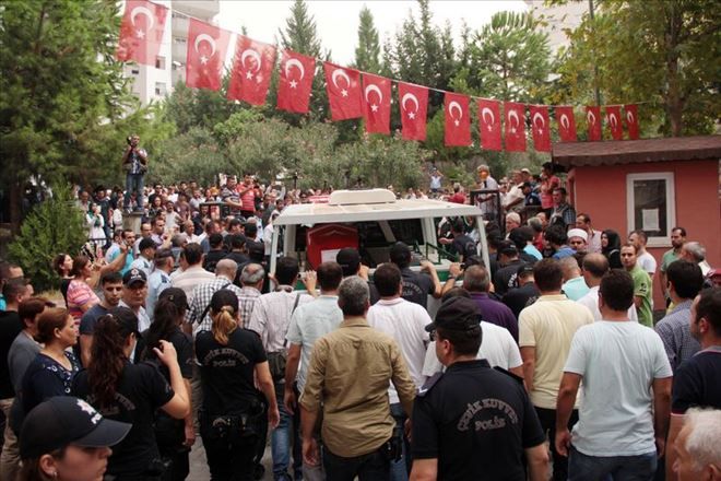 ADANA´YA 2 ATEŞ DÜŞTÜ! 