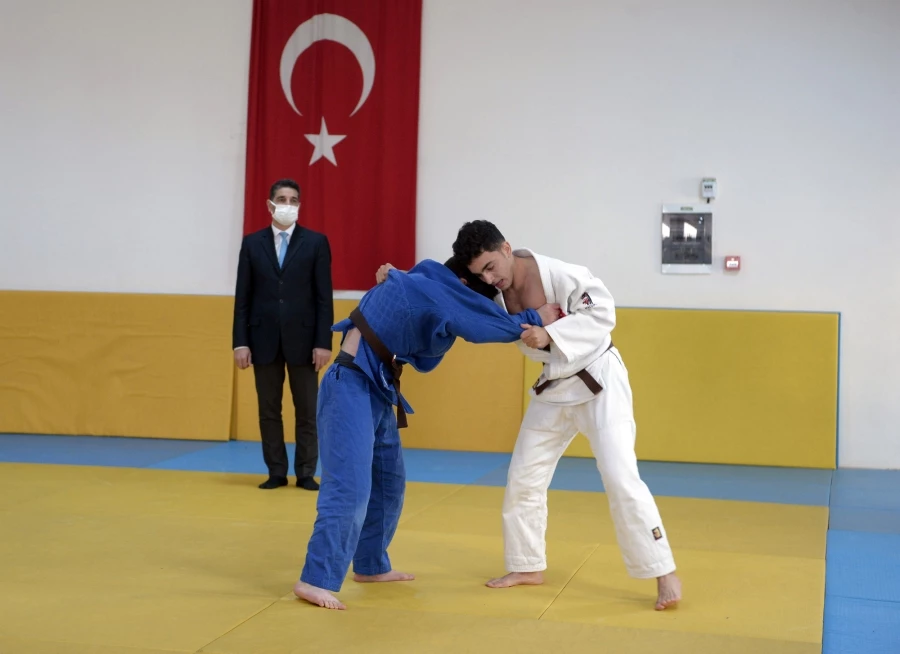 Osmangazili Judocular Madalyaya Doymuyor 