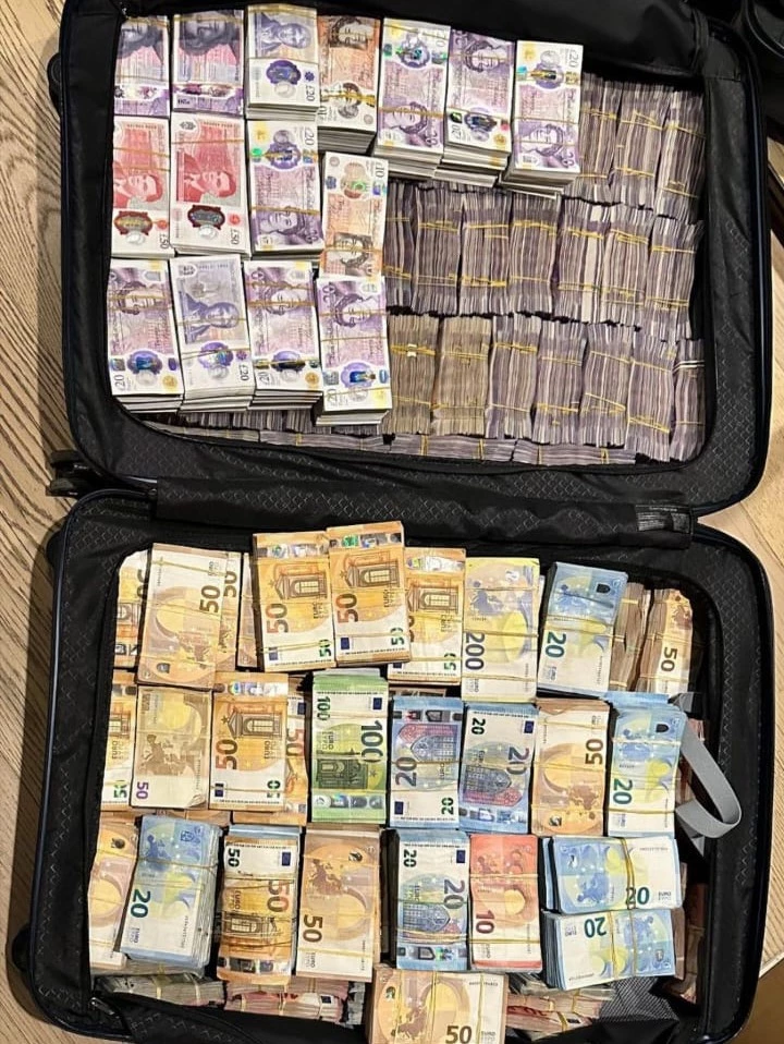 Sosyal medya fenomenleri Nihal ve Bahar Candan’a dolandırıcılık ve kara para aklama iddiasıyla gözaltı
