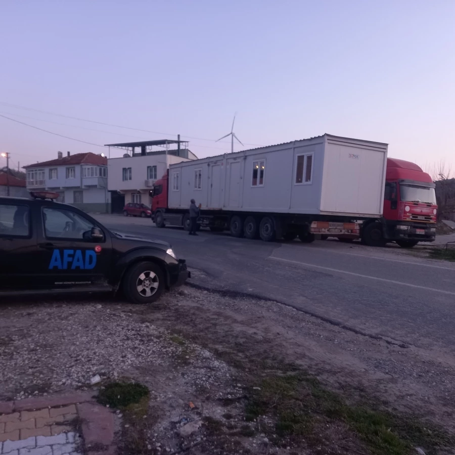 Kırkağaç’taki konteynerler deprem bölgesine gönderildi