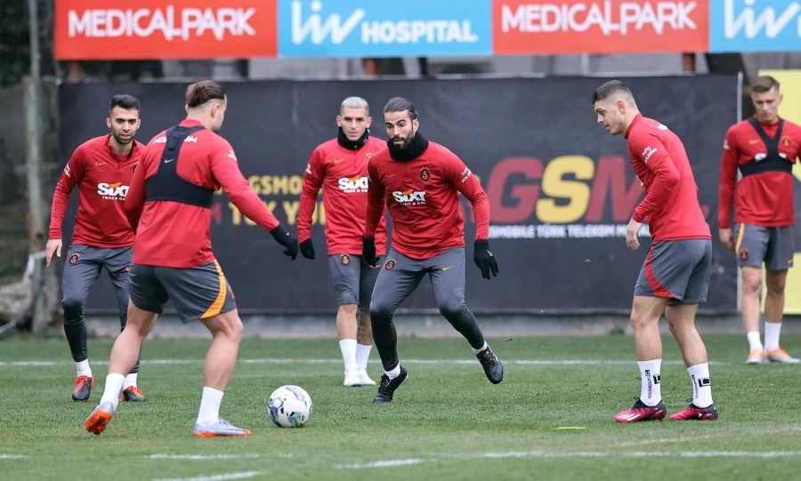 Galatasaray hazırlıklarına devam etti 