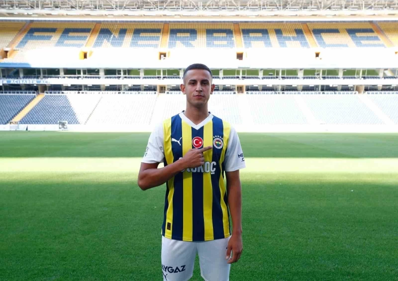 Bartuğ Elmaz, resmen Fenerbahçe’de
