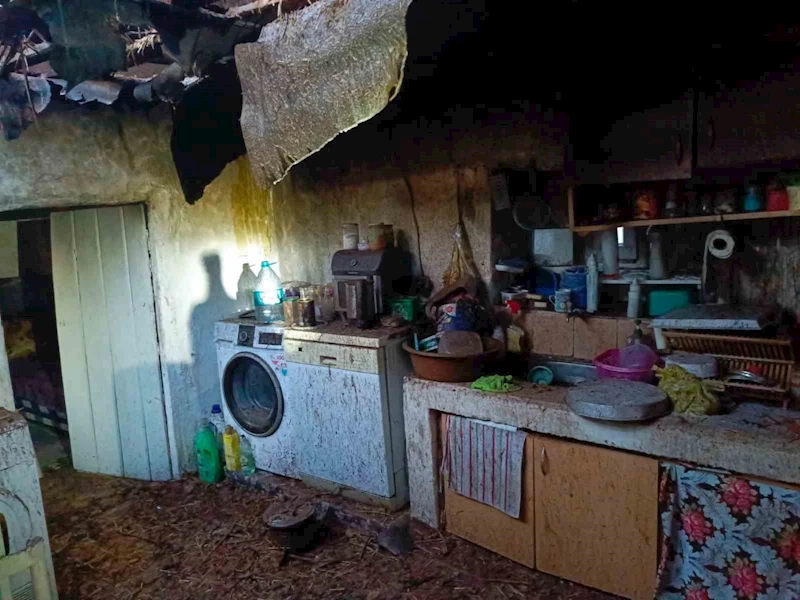 Keşan’da yangın çıkan evde büyük hasar oluştu
