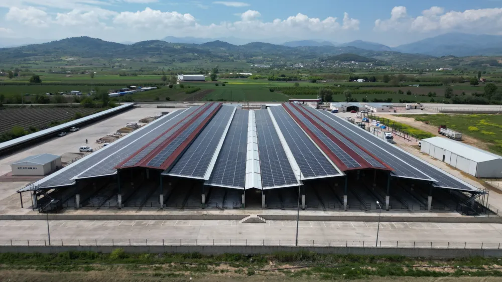 İnegöl Belediyesi’nden güneş enerjisiyle örnek tasarruf: Aylık 1.2 milyon TL kazanım