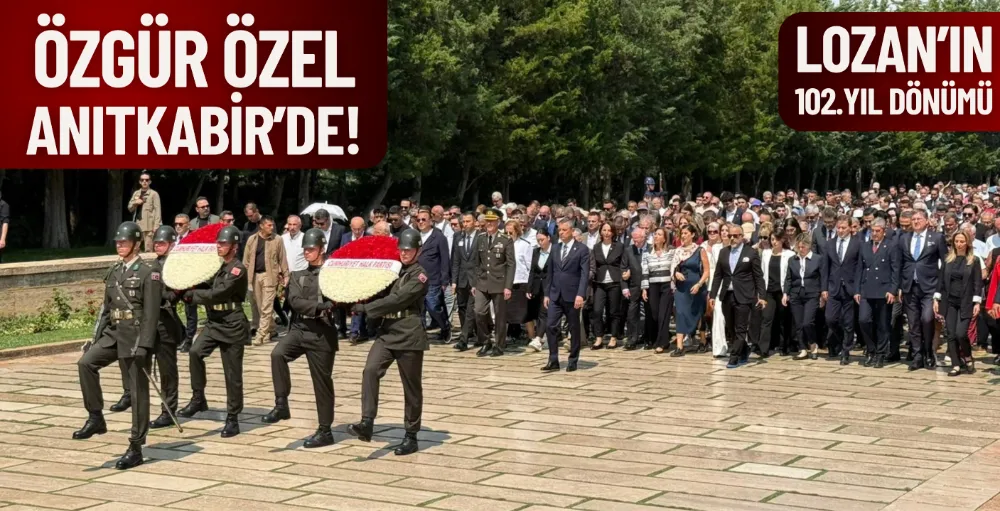 Özgür Özel: 